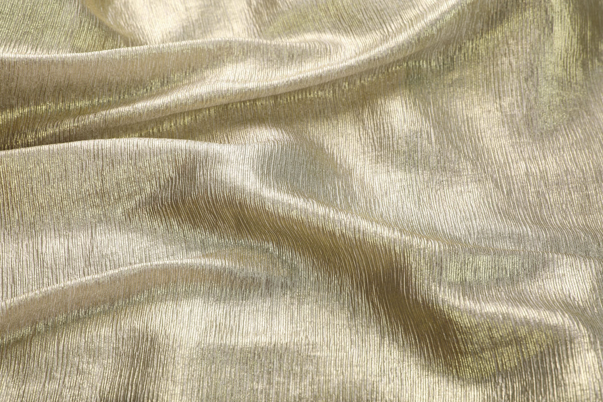 Liquid Gold Pleated Abaya - image 10